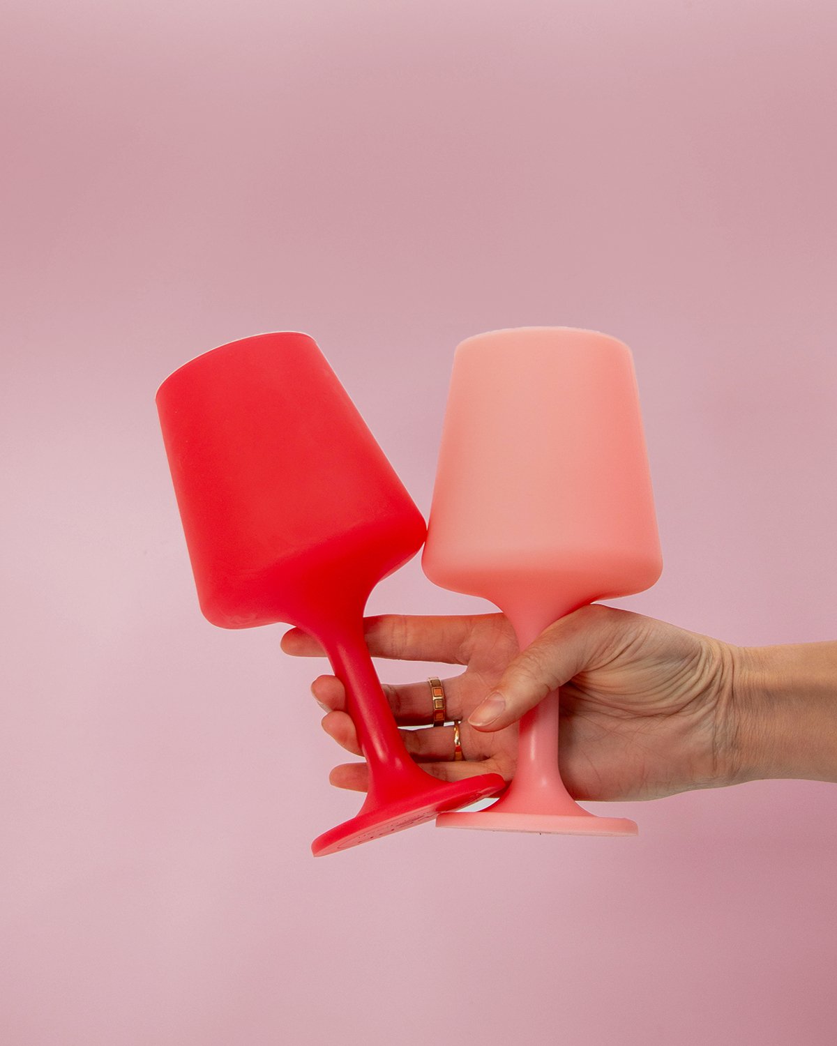 cherry + blush | swepp | silicone unbreakable wine glasses - porter green | style + sustainability